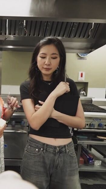 Full leaked Fuslie private onlyfans photo