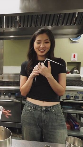 Full leaked Fuslie private onlyfans photo