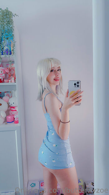 Full leaked Fvckzoe private photo