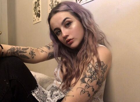 Full leaked Gatgirl private photo