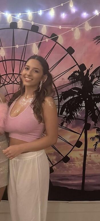 Full leaked Gabby gray page private photo