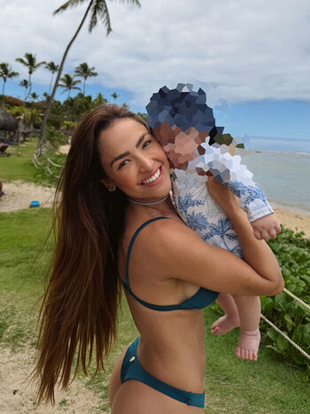 Full leaked Gabi luthai private photo