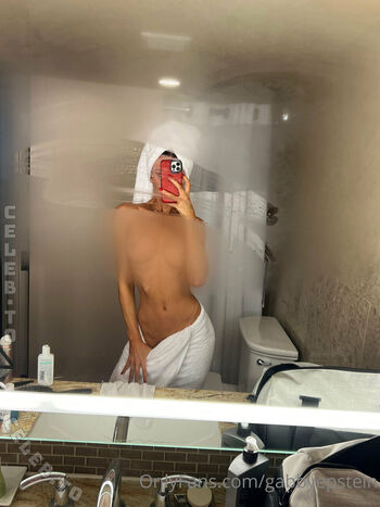 Full leaked Gabrielle epstein  page private photo