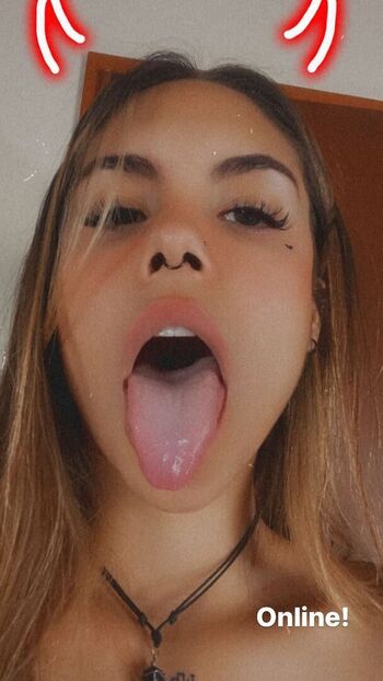 gaby_ferrer | gaby__ferrer_ | camgirl_gabyy