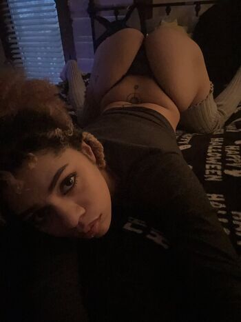 Full leaked Gaialoveheart private photo