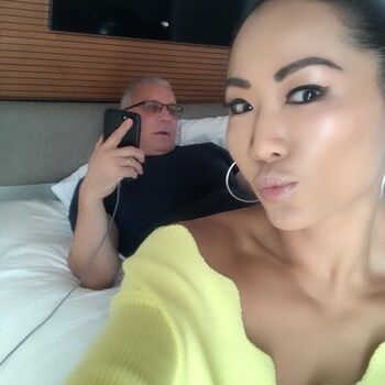 Full leaked Gail kim private photo