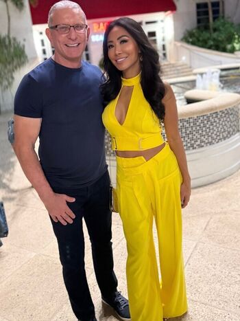 Full leaked Gail kim private photo