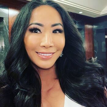 Full leaked Gail kim private photo