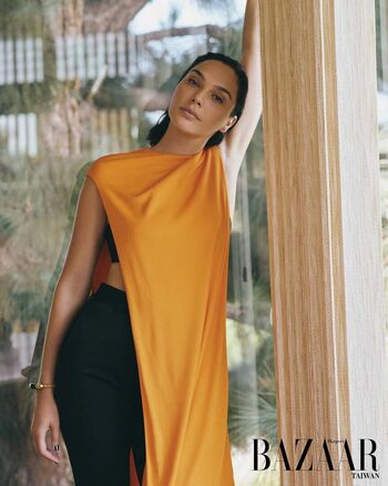 Full leaked Gal gadot private photo