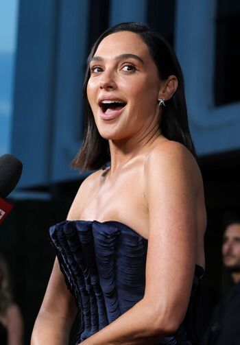 Full leaked Gal gadot page private photo