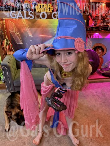 Full leaked Galsgurk private photo