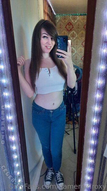 Full leaked Gamergirlroxy page private onlyfans photo