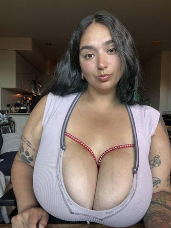 Full leaked Gelluh private photo