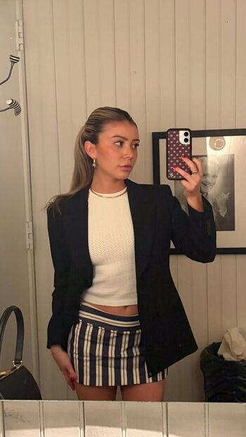 Full leaked Genevieve hannelius private photo