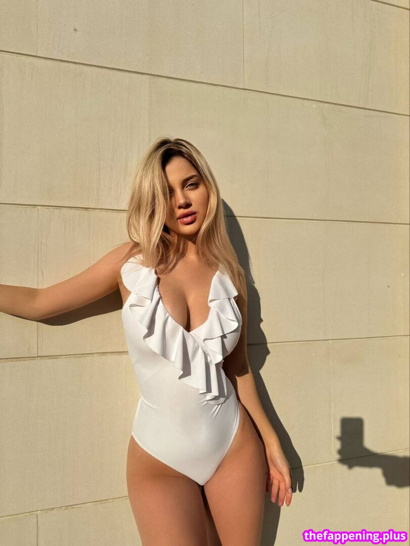 Elizaveta Stefanovna / Genlistef / jenandfreddie Nude OnlyFans Photo #6