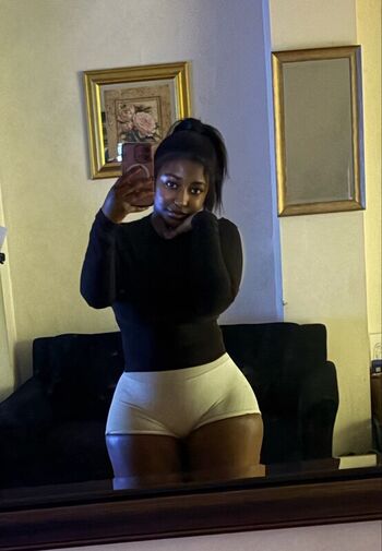 Full leaked Gianahmuse private photo