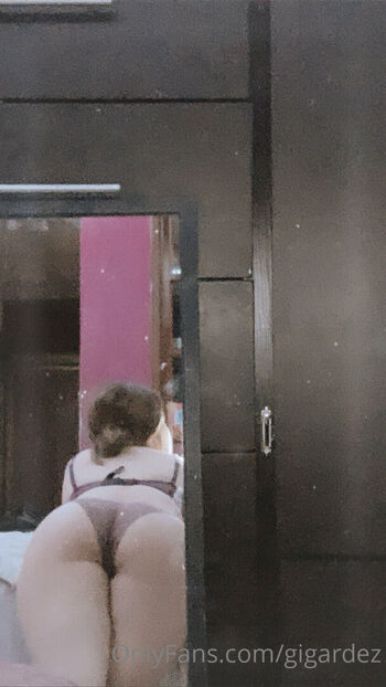 Full leaked Gigardez page private photo