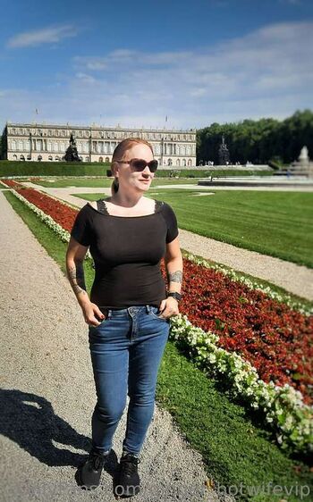 Full leaked Ginger hotwifevip private photo