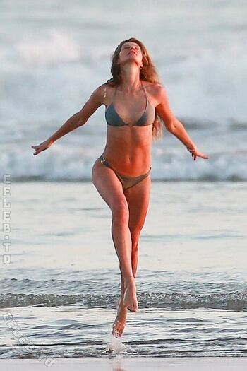 Full leaked Gisele bundchen page private photo