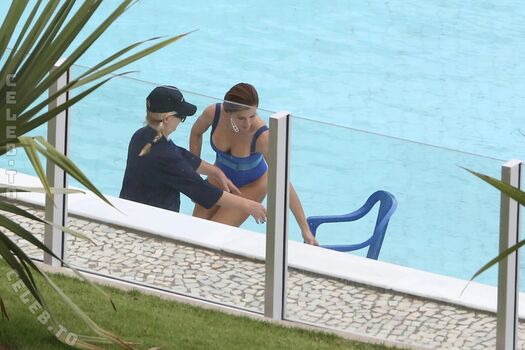 Full leaked Gisele bundchen private photo