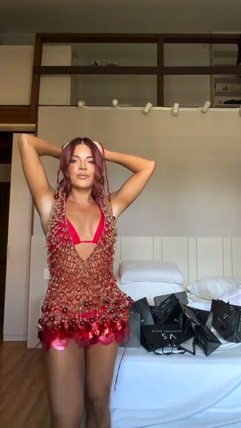 Leaked Hcneybee/ private photo viral onlyfans