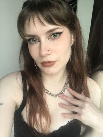 Full leaked Goddess serana private photo