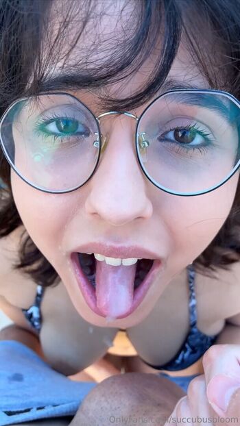 Full leaked Gothravensz private photo