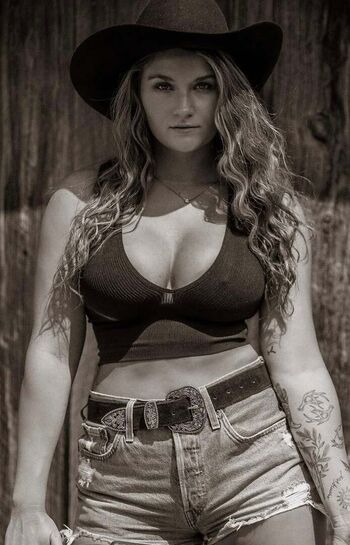 Full leaked Grace bell private photo