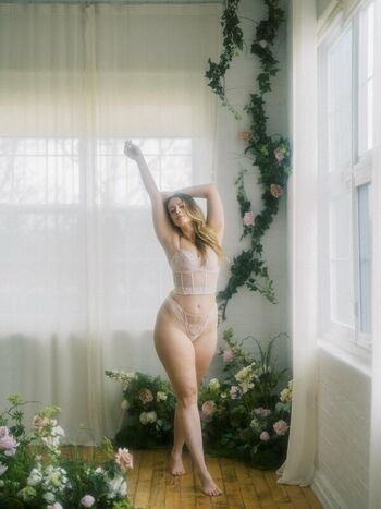 Full leaked Graceisavibe page private photo
