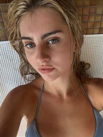 Full leaked Gracelyra private photo