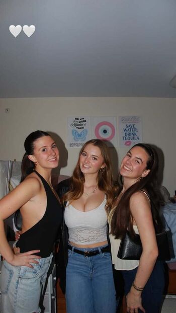 Full leaked Gracenanniwho private onlyfans photo