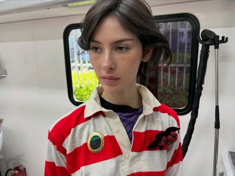 Full leaked Gracie abrams private photo