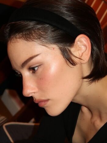 Full leaked Gracie abrams private photo
