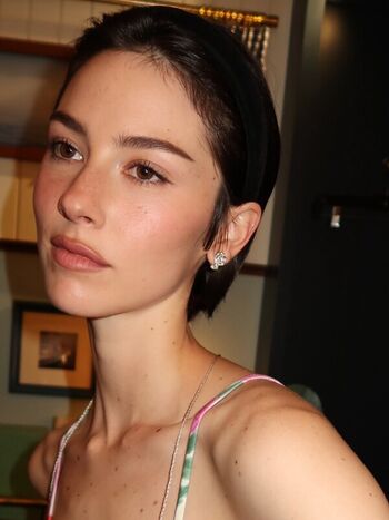 Full leaked Gracie abrams private photo
