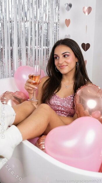 Full leaked Graciesmith private photo
