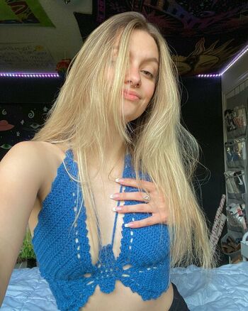 Full leaked Green mama private photo