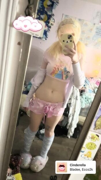 Full leaked Greycat private photo