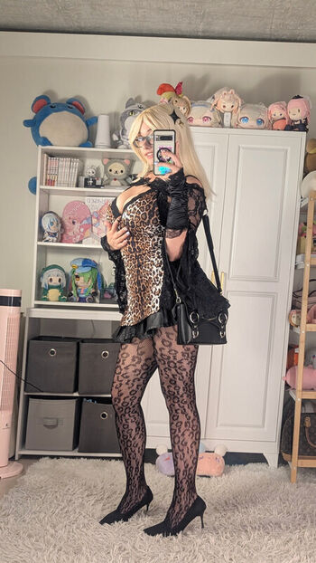 Full leaked Gumbun page private photo