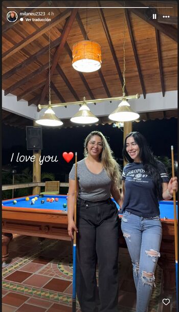 Full leaked Gummies or saralia page private photo