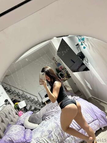 Full leaked Gummies or saralia private photo