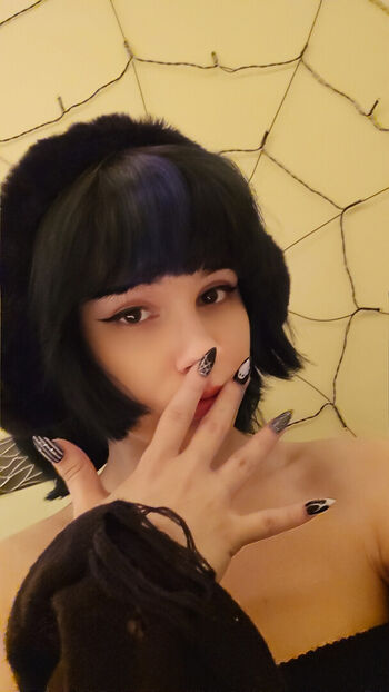 Full leaked Guttzz page private photo