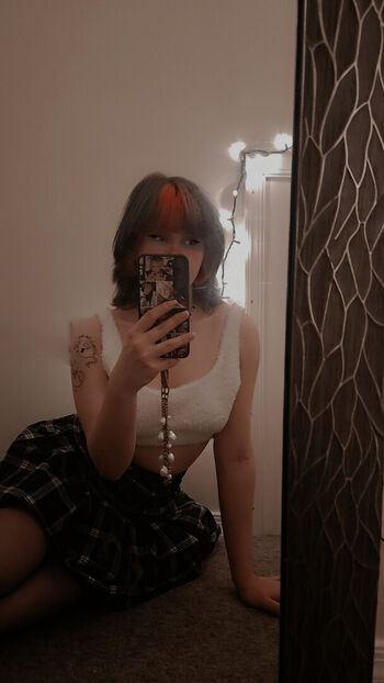 Full leaked Guttzz private photo