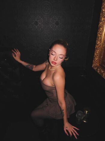 Full leaked Gwenthedancer private photo