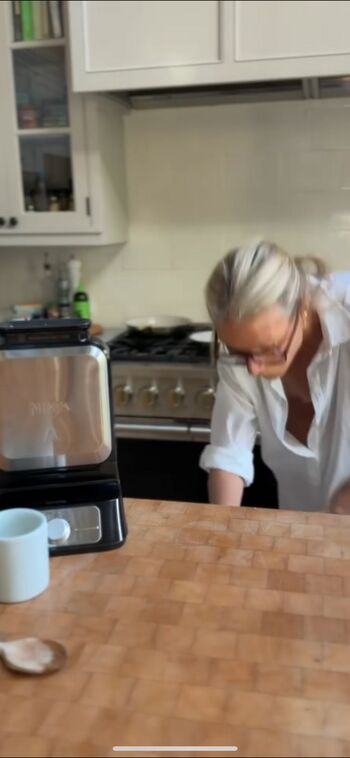 Full leaked Gwyneth paltrow private photo