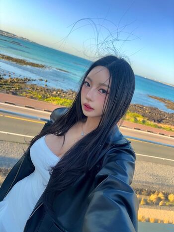 Full leaked H rvn private photo