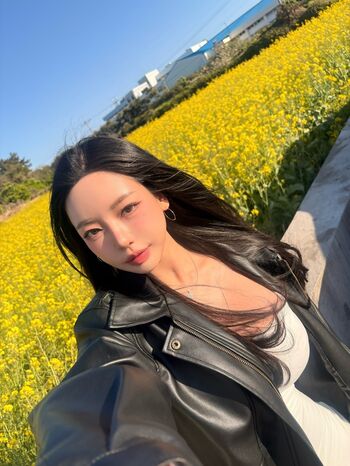 Full leaked H rvn private photo