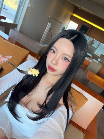 Full leaked H rvn private photo