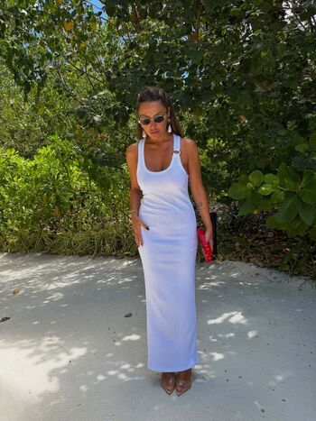 Full leaked Hadise private photo