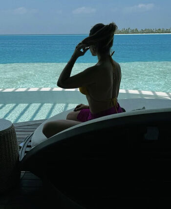 Full leaked Hadise private photo