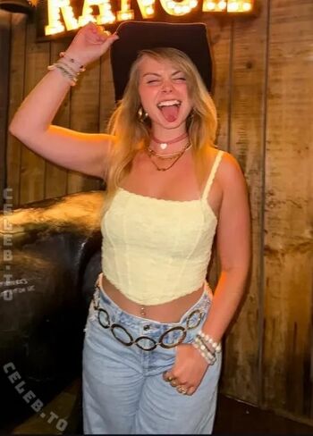 Full leaked Hailee kendra private photo